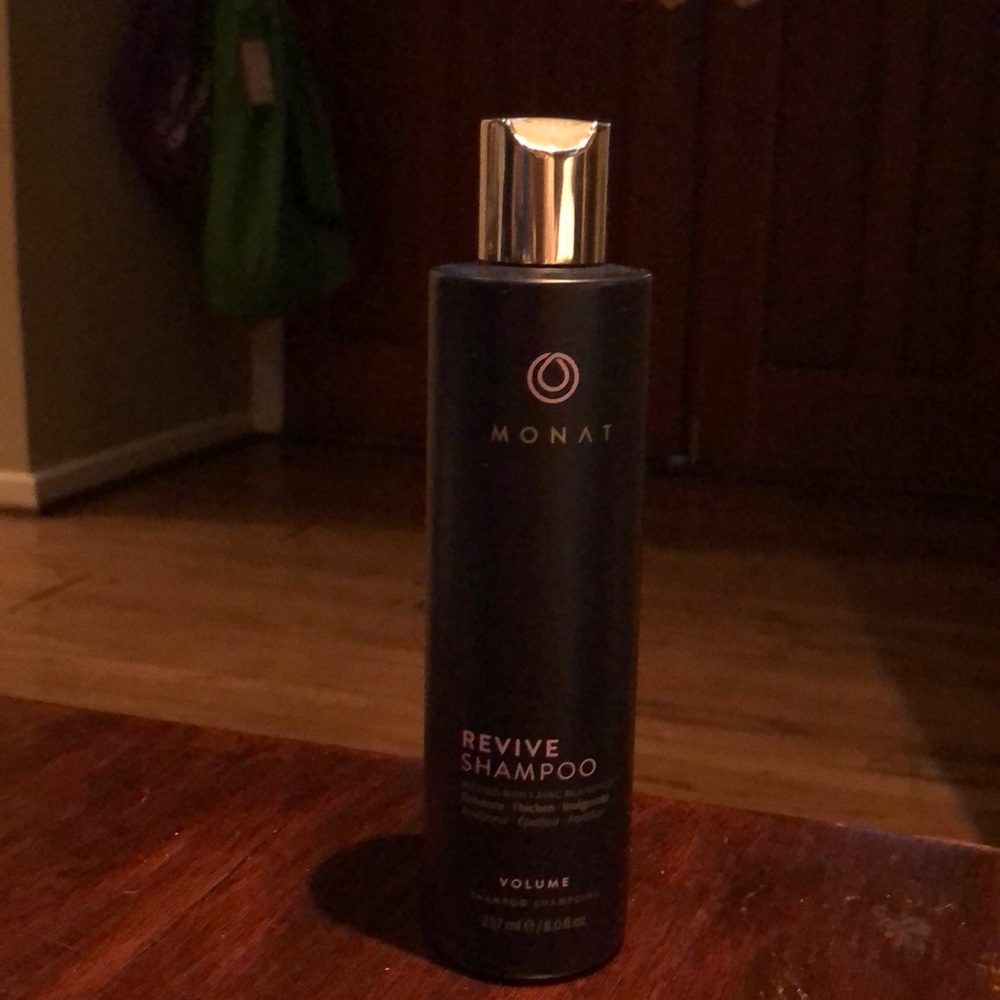 Monat Revive Shampoo